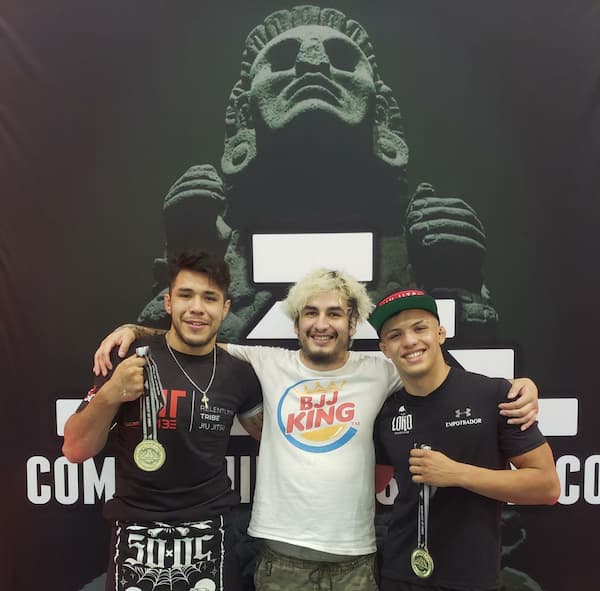 PELEADORES QUERETANOS TRIUNFAN EN NACIONAL DE JIU JITSU