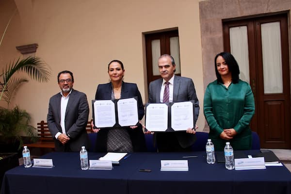 Firma SEDEQ convenio de colaboración con la ESFE 2 Firma SEDEQ convenio de colaboracion con la ESFE 1