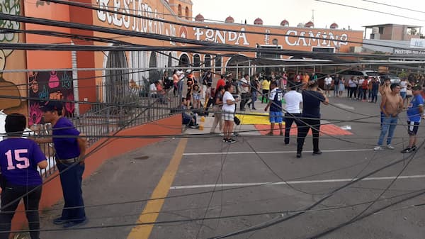 ¡CAMIONAZO! 1 HUBO VARIOS LESIONADOS