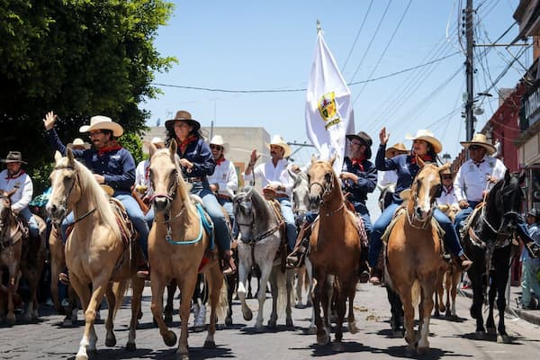 Reúne Cabalgata de la Amistad 2023 a miles de sanjuanenses en su recorrido 2 cabalgata 12