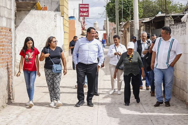 Entrega Roberto Cabrera rehabilitación de calles en beneficio de más de 2 mil habitantes 1 Las vialidades intervenidas fueron Adolfo López Mateos, en el Barrio de La Concepción, y Morelos, en la comunidad de Santa Matilde