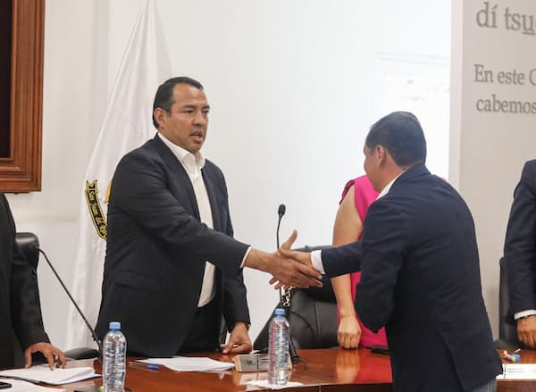 Rinde protesta nuevo secretario de Servicios Públicos Municipales de San Juan del Río 1 Rinde protesta nuevo secretario de Servicios Públicos Municipales de San Juan del Río