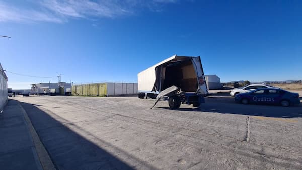 Camión destrozado en la Palmillas Portezuelo 1 WhatsApp Image 2024 01 04 at 7.17.08 PM