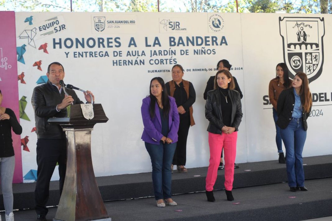 Georgina Sánchez y Roberto Cabrera inauguran aula y entregan equipo para Jardín de Niños en Palma de Romero