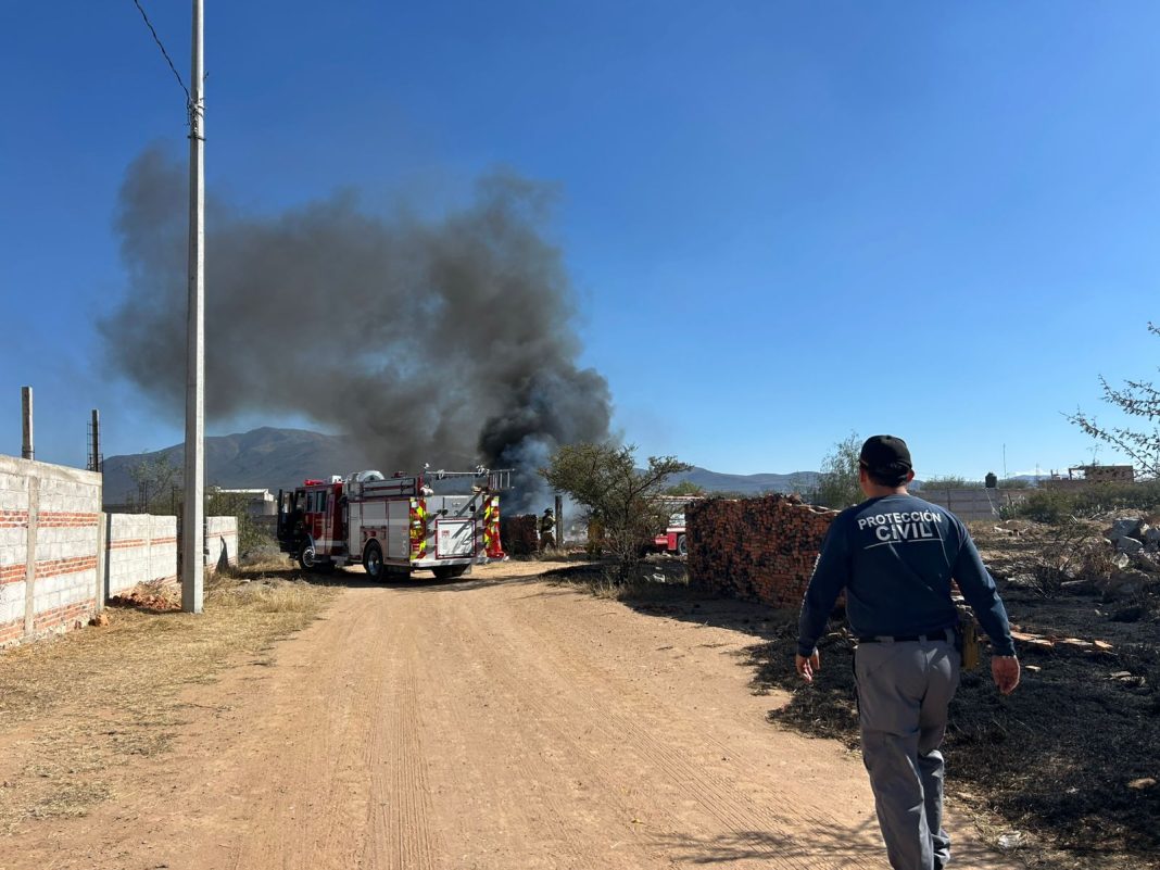 Acudieorn policías a tomar parte