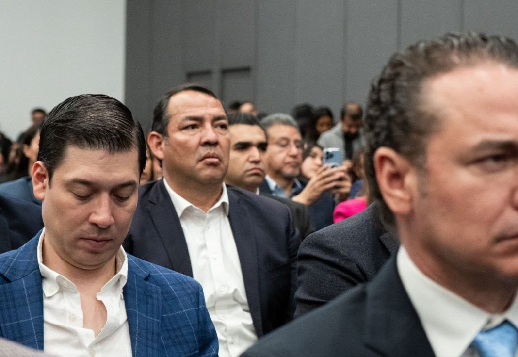 Roberto Cabrera asiste a presentación del nuevo sistema de declaraciones patrimoniales DE-CLARAQ