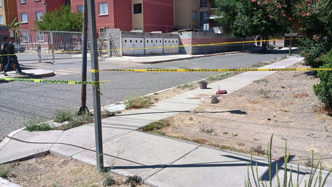La zona fue acordonada para resguardar los indicios