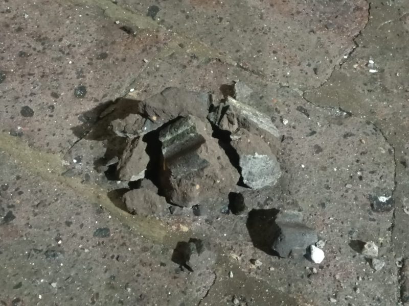 ¡Zas! La cruz de El Calvario recibe rayo directo y dice ‘adiós’ 1 Imagen de WhatsApp 2025 10 06 a las 19.25.59 8afa8f8f