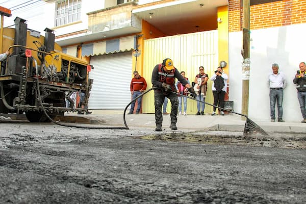 Recupera Beto Nava vialidades tras años de abandono; entrega asfaltado en El Chamizal 2 WhatsApp Image 2026 03 12 at 7.42.54 PM